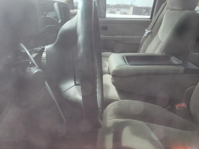 Photo 9 from auction – 2003 CHEVROLET SILVERADO with VIN 1GCHC23153F157275