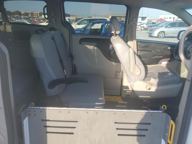 Photo 10 from auction – 2017 DODGE GRAND CARA with VIN 2C4RDGBG5HR762207