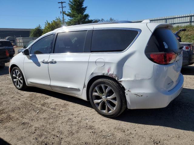 Photo 2 from auction – 2017 CHRYSLER PACIFICA L with VIN 2C4RC1GG5HR643730