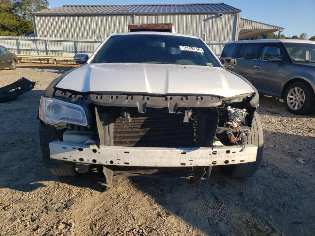Photo 5 from auction – 2014 CHRYSLER 300C with VIN 2C3CCAKT3EH120299