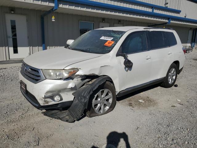 TOYOTA HIGHLANDER 2013 with VIN 5TDZA3EH5DS046592 - Photo from auction