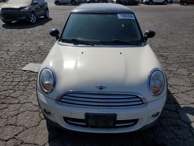 Photo 5 from auction – 2011 MINI COOPER with VIN WMWSU3C53BT096713