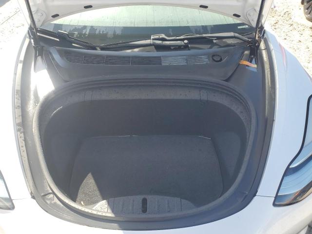 Photo 11 from auction – 2018 TESLA MODEL 3 with VIN 5YJ3E1EB8JF081850