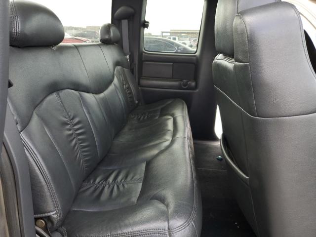 Photo 10 from auction – 2000 CHEVROLET SILVERADO with VIN 2GCEC19TXY1128164