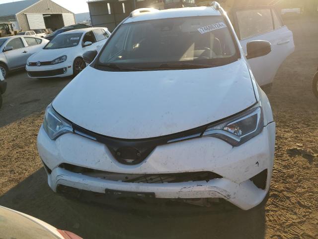 Photo 5 from auction – 2017 TOYOTA RAV4 LE with VIN 2T3BFREV3HW671704