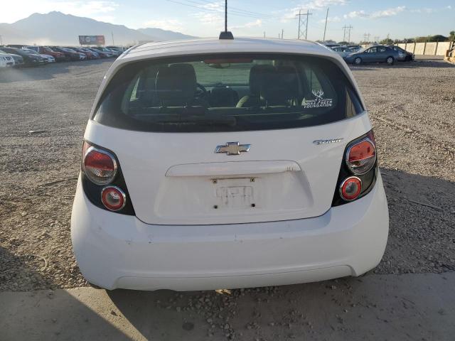 Photo 6 from auction – 2015 CHEVROLET SONIC LS with VIN 1G1JB6SH2F4178216
