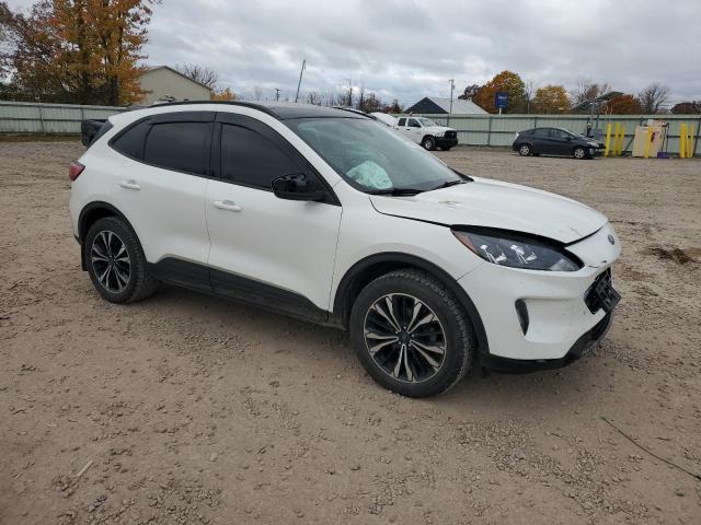 Photo 4 from auction – 2022 FORD ESCAPE SEL with VIN 1FMCU9H97NUB35657