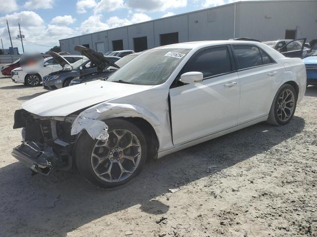 CHRYSLER 300 S 2015 with VIN 2C3CCABG5FH807837 - Photo from auction