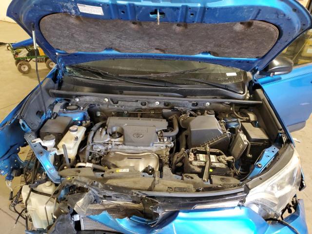 Photo 12 from auction – 2018 TOYOTA RAV4 LE with VIN JTMZFREV8JJ176403