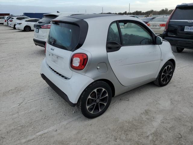 Photo 3 from auction – 2016 SMART FORTWO with VIN WMEFJ5DA5GK046706