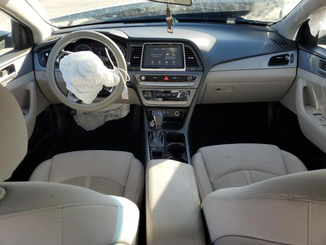 Photo 8 from auction – 2018 HYUNDAI SONATA SE with VIN 5NPE24AF7JH679151