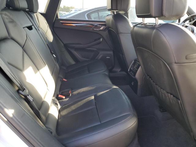 Photo 11 from auction – 2019 PORSCHE MACAN S with VIN WP1AB2A55KLB32353