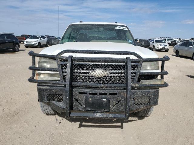 Photo 5 from auction – 2005 CHEVROLET SILVERADO with VIN 1GCHK232X5F907977