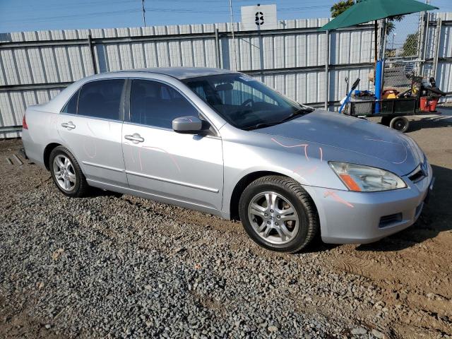 Photo 4 from auction – 2007 HONDA ACCORD SE with VIN JHMCM56397C009738