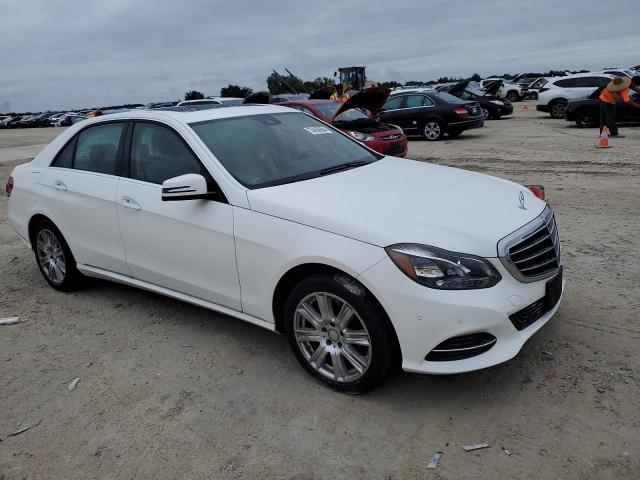 Photo 4 from auction – 2014 MERCEDES-BENZ E 250 BLUE with VIN WDDHF0EB5EA906325