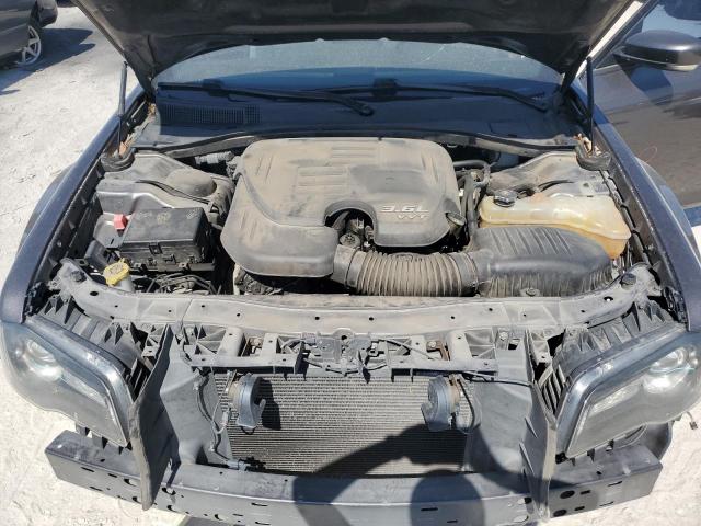 Photo 11 from auction – 2018 CHRYSLER 300 S with VIN 2C3CCABG9JH137654