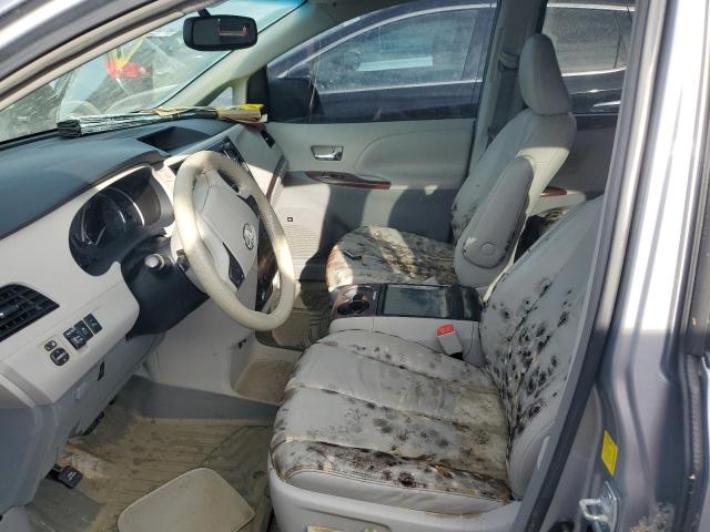 Photo 7 from auction – 2011 TOYOTA SIENNA XLE with VIN 5TDYK3DC1BS049792