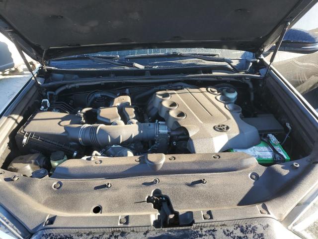 Photo 12 from auction – 2017 TOYOTA 4RUNNER SR with VIN JTEZU5JR9H5159342