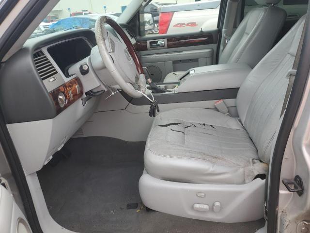 Photo 7 from auction – 2004 LINCOLN NAVIGATOR with VIN 5LMFU27R84LJ33567