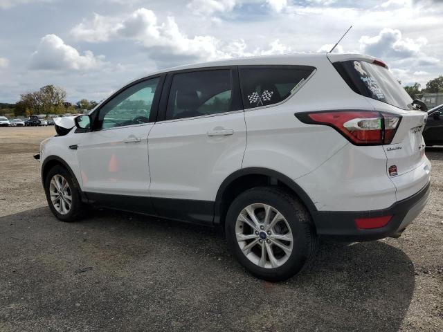 Photo 2 from auction – 2017 FORD ESCAPE SE with VIN 1FMCU9GD5HUA82239