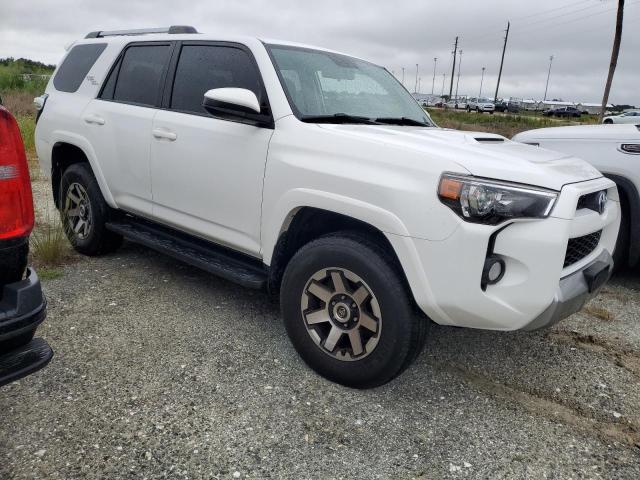 Photo 4 from auction – 2018 TOYOTA 4RUNNER SR with VIN JTEBU5JR3J5516490