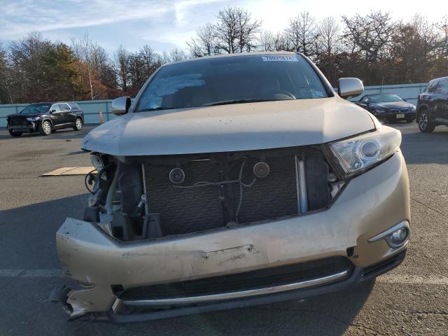 Photo 5 from auction – 2011 TOYOTA HIGHLANDER with VIN 5TDDK3EH1BS066374