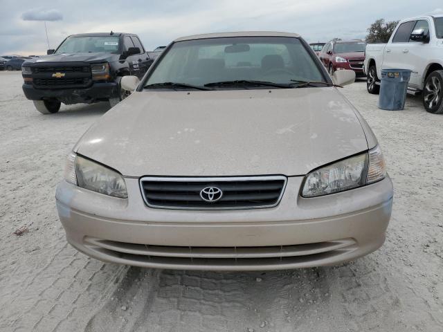 Photo 5 from auction – 2000 TOYOTA CAMRY CE with VIN 4T1BG22K5YU753988