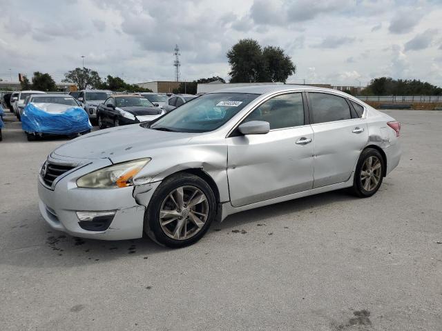 NISSAN ALTIMA 2.5 2013 with VIN 1N4AL3AP7DN469447 - Photo from auction