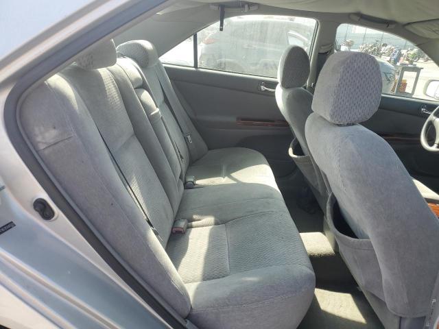 Photo 10 from auction – 2004 TOYOTA CAMRY with VIN 4T1BE32K54U875014