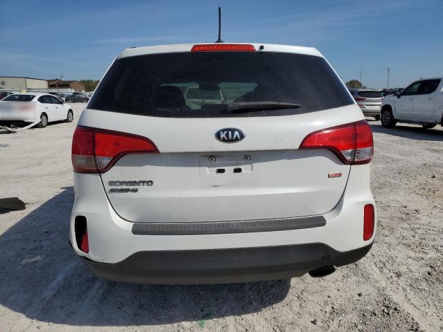 Photo 6 from auction – 2015 KIA SORENTO LX with VIN 5XYKT3A68FG565474
