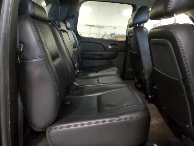 Photo 10 from auction – 2010 CHEVROLET AVALANCHE with VIN 3GNVKGE05AG222023