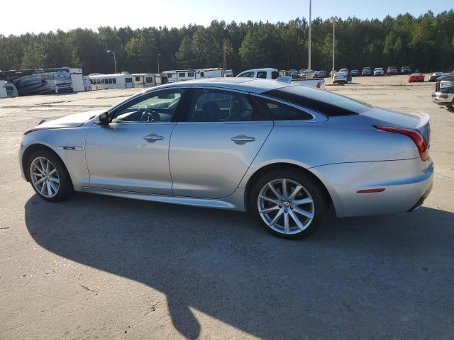 Photo 2 from auction – 2016 JAGUAR XJ with VIN SAJWA1C77G8V95450