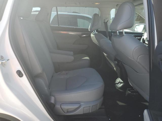 Photo 11 from auction – 2023 TOYOTA HIGHLANDER with VIN 5TDKDRBH6PS005943