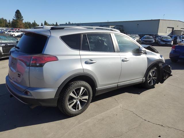 Photo 3 from auction – 2017 TOYOTA RAV4 XLE with VIN 2T3RFREV0HW693920