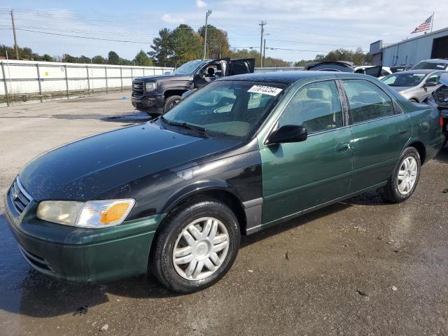 TOYOTA CAMRY CE 2000 with VIN 4T1BG22K4YU931969 - Photo from auction