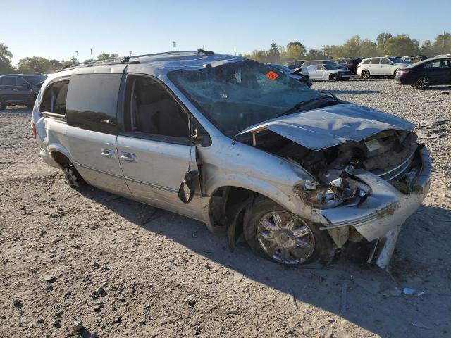 Photo 4 from auction – 2005 CHRYSLER TOWN & COU with VIN 2C8GP64L15R283991