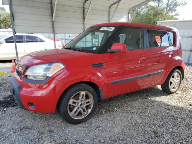 KIA SOUL + 2010 with VIN KNDJT2A22A7174006 - Photo from auction