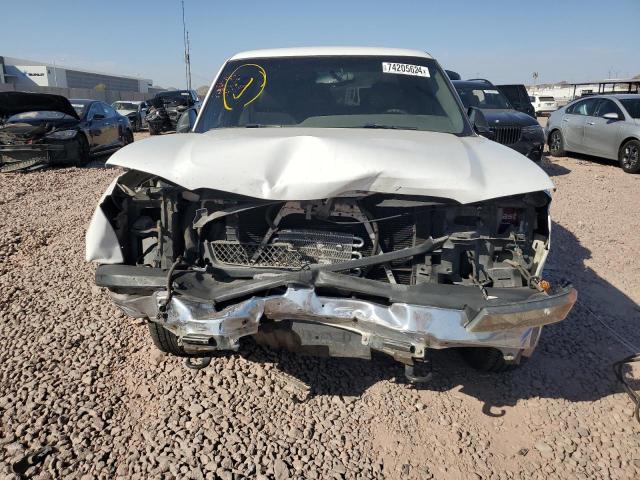 Photo 5 from auction – 2004 CHEVROLET SILVERADO with VIN 1GCEC19T04E223826