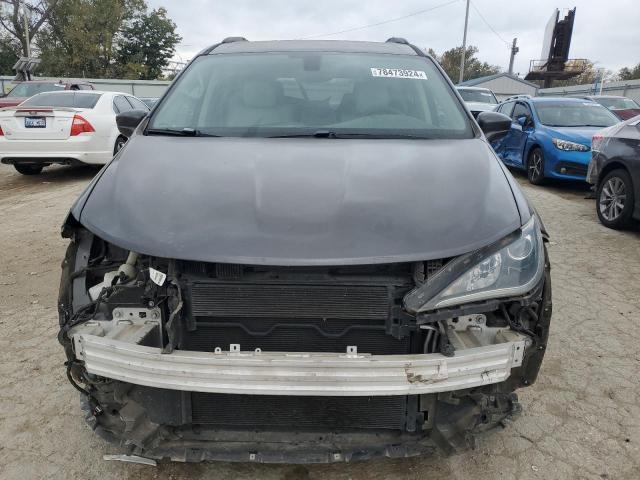 Photo 5 from auction – 2017 CHRYSLER PACIFICA T with VIN 2C4RC1BG1HR511006