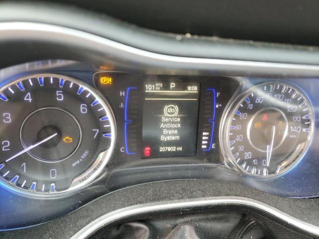 Photo 9 from auction – 2016 CHRYSLER 200 LIMITE with VIN 1C3CCCAB6GN156387