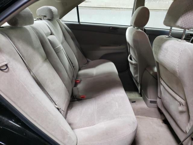 Photo 10 from auction – 2004 TOYOTA CAMRY LE with VIN 4T1BE30K94U331943