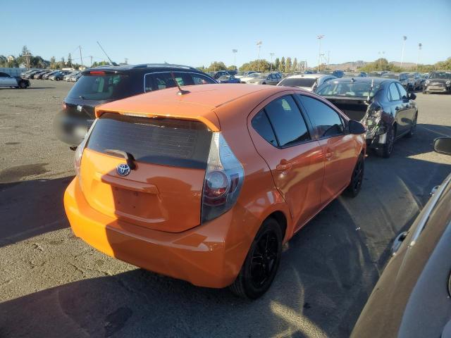 Photo 3 from auction – 2012 TOYOTA PRIUS C with VIN JTDKDTB34C1009692