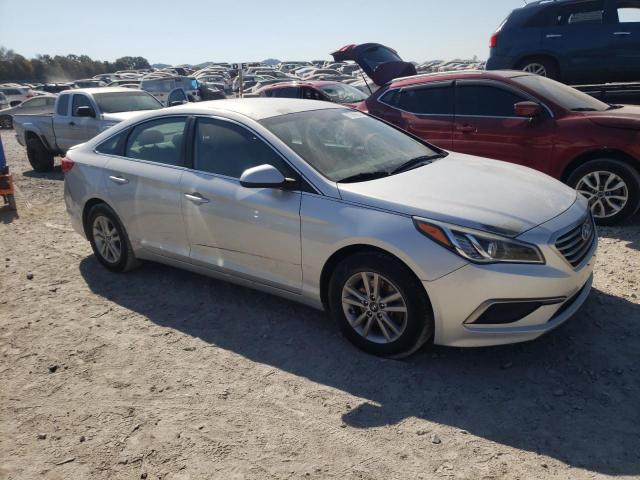 Photo 4 from auction – 2017 HYUNDAI SONATA SE with VIN 5NPE24AF2HH504865