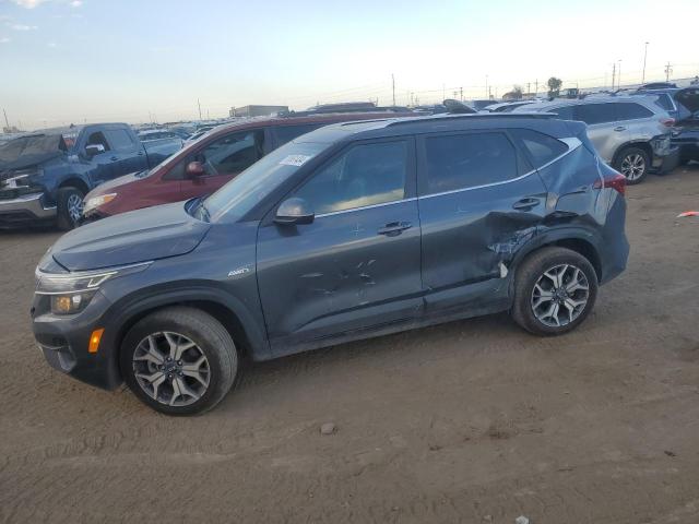 KIA SELTOS EX 2021 with VIN KNDERCAA7M7196939 - Photo from auction