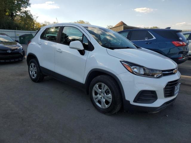 Photo 4 from auction – 2017 CHEVROLET TRAX LS with VIN 3GNCJKSB4HL280824