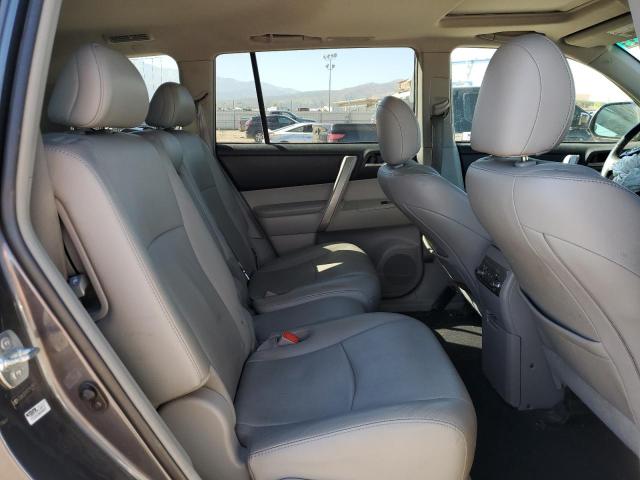 Photo 11 from auction – 2012 TOYOTA HIGHLANDER with VIN 5TDBK3EH1CS142961