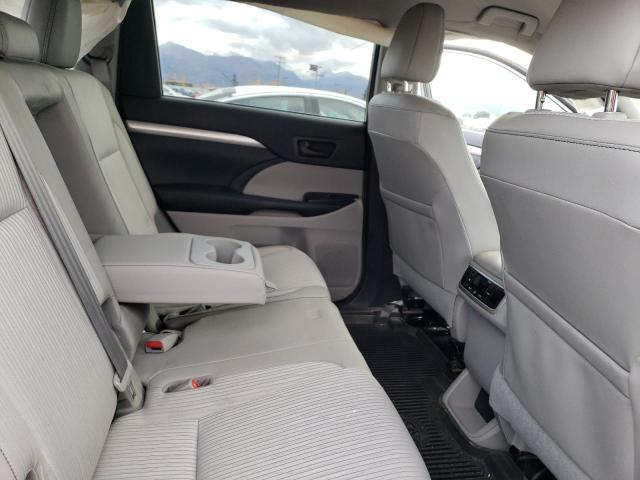 Photo 11 from auction – 2017 TOYOTA HIGHLANDER with VIN 5TDBZRFH9HS468348