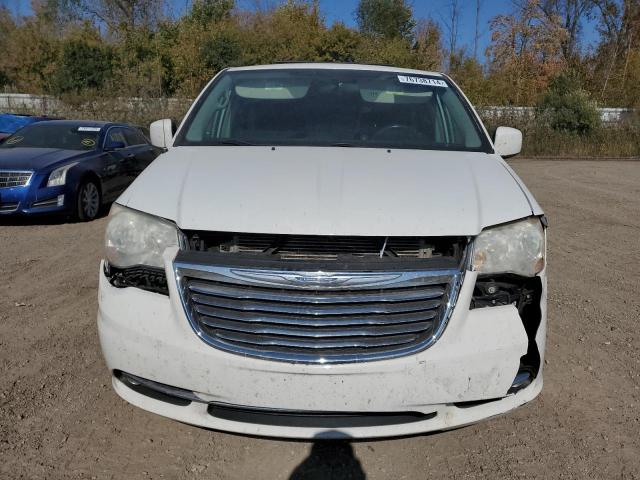Photo 5 from auction – 2011 CHRYSLER TOWN & COU with VIN 2A4RR5DG2BR618490