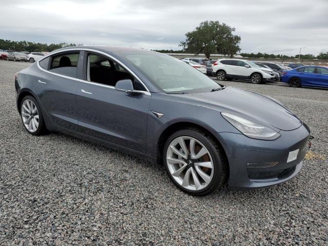 Photo 4 from auction – 2018 TESLA MODEL 3 with VIN 5YJ3E1EA7JF020027