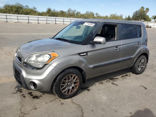 KIA SOUL 2013 with VIN KNDJT2A59D7580427 - Photo from auction